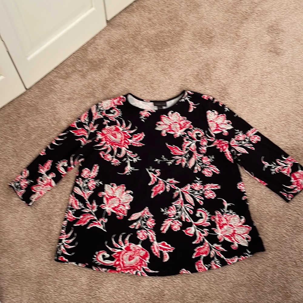 J.Jill Wearever floral print pleat back top, size S